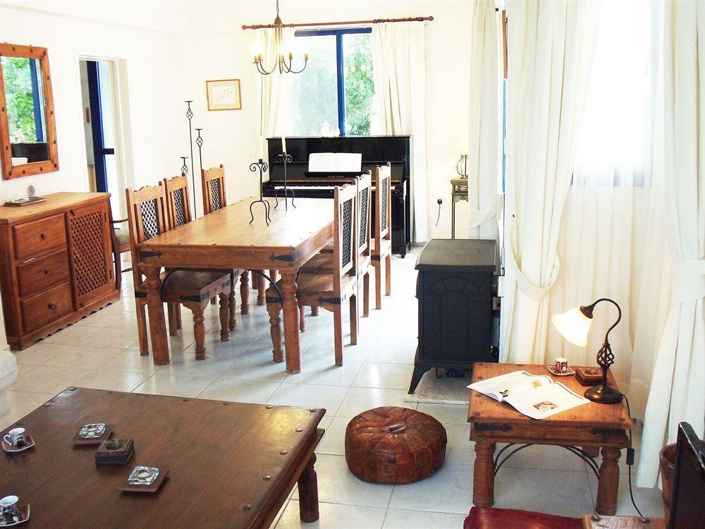 Kavalla Forest Villas Paphos Luaran gambar